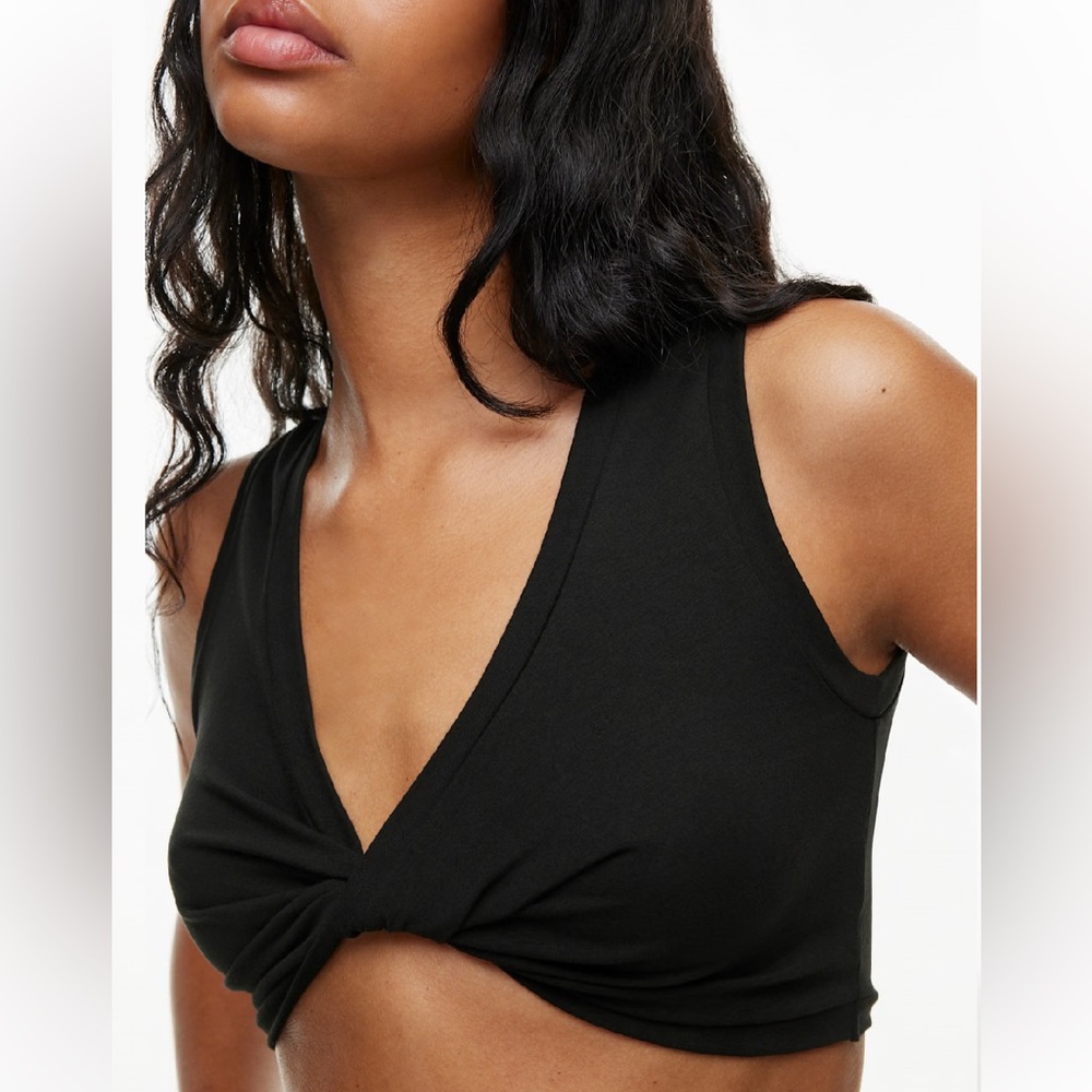 NWT TNA chill elsewhere top